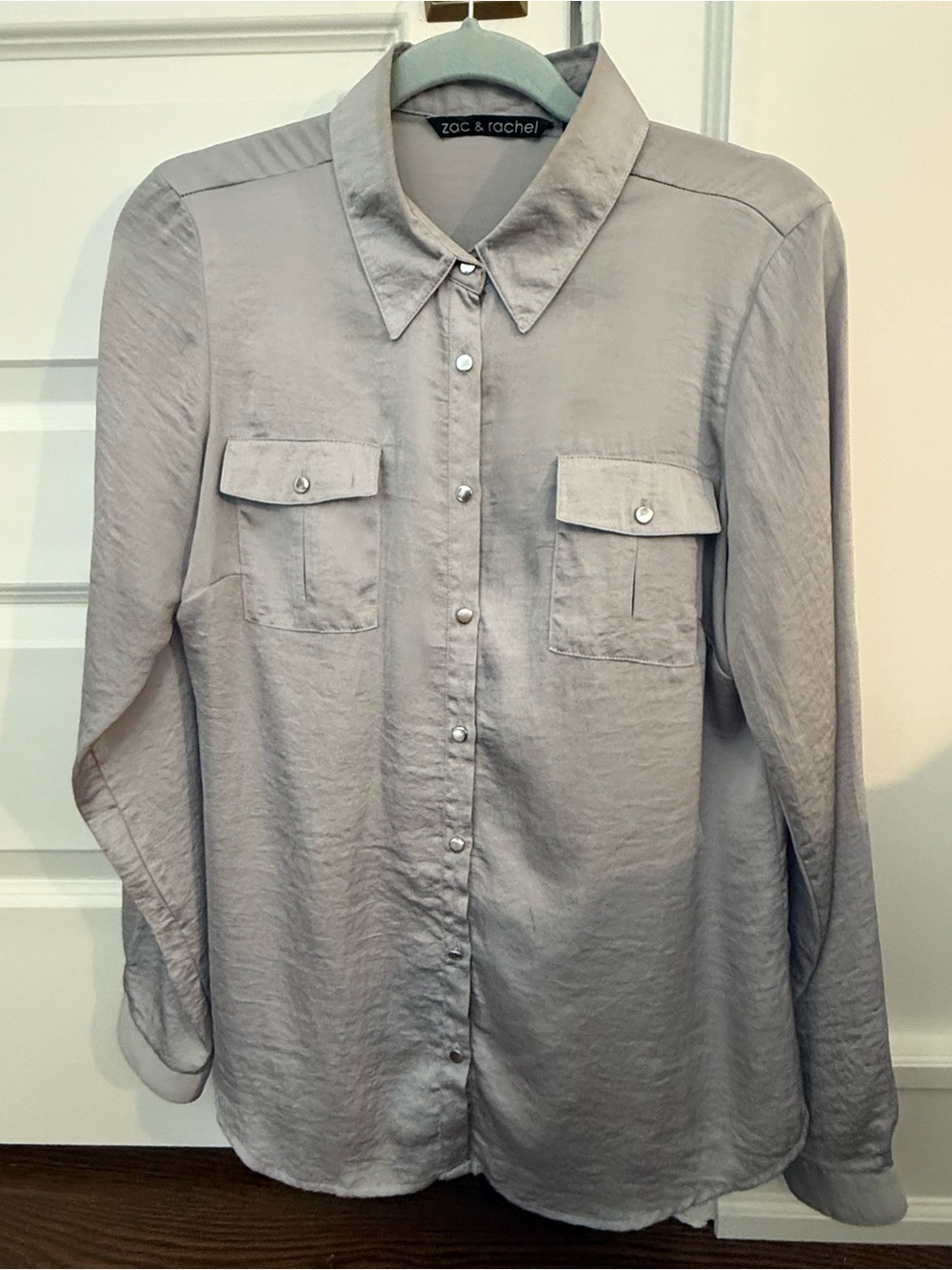 Zac & Rachel Light Gray Button-Front Shirt with Chest Pockets